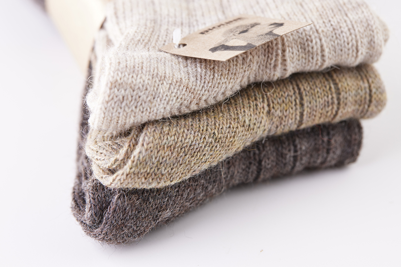 Mallory calze medie filato fino alpaca colori fibra base TERRA - immagine 2