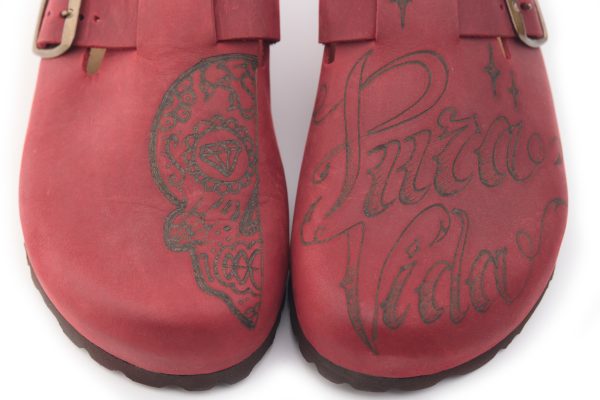 1900 Red Pyrography Pura Vida - Image 9